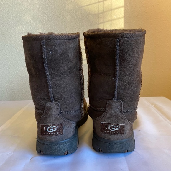 UGG Ultimate Taz Boot - Picture 3 of 14